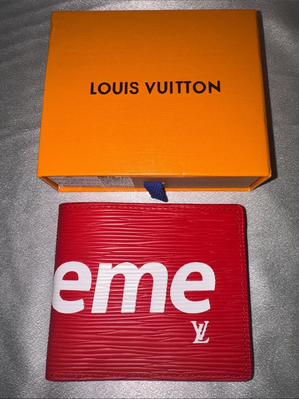 New! Louis Vuitton x Supreme Slender Wallet in red Epi leather!